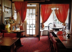 Foxy's Steak Bar Interior