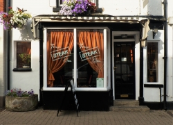 Foxy's Steak Bar